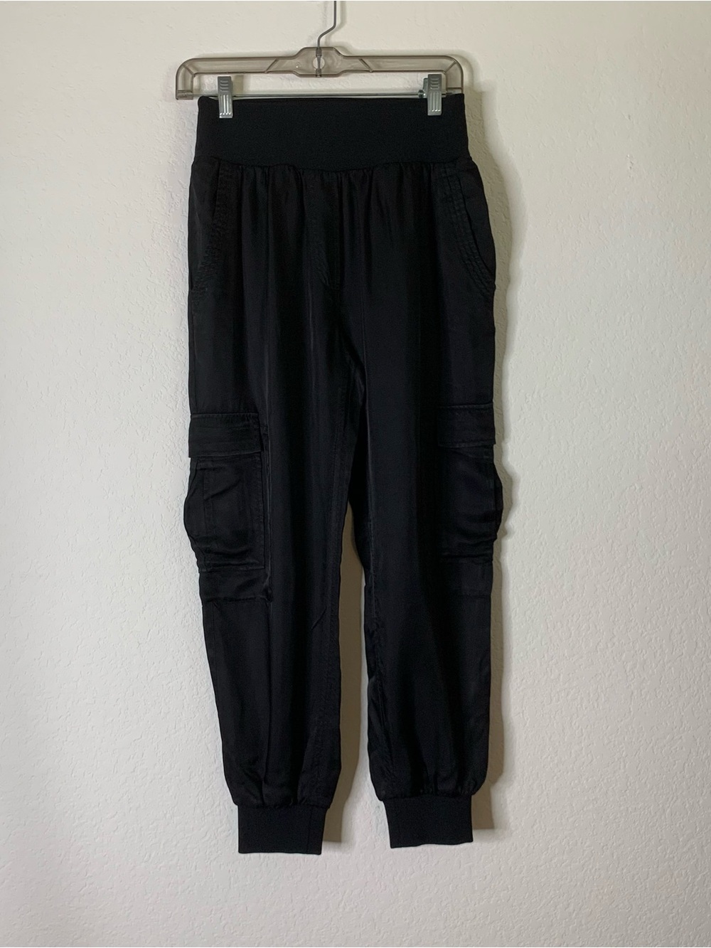 Cinq a sept womens black Giles cargo jogger pants S